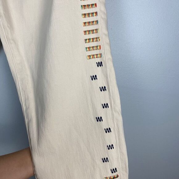 Anthropologie Pilcro Ivory/Cream Slim Boyfriend Tall Jeans With Colorful Embroid - Picture 6 of 16